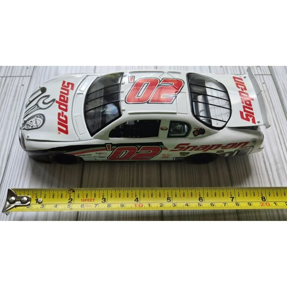 2002 Racing Champions Snap-on Tools #02 Chevy Monte Carlo 1:24 Diecast Car NIB